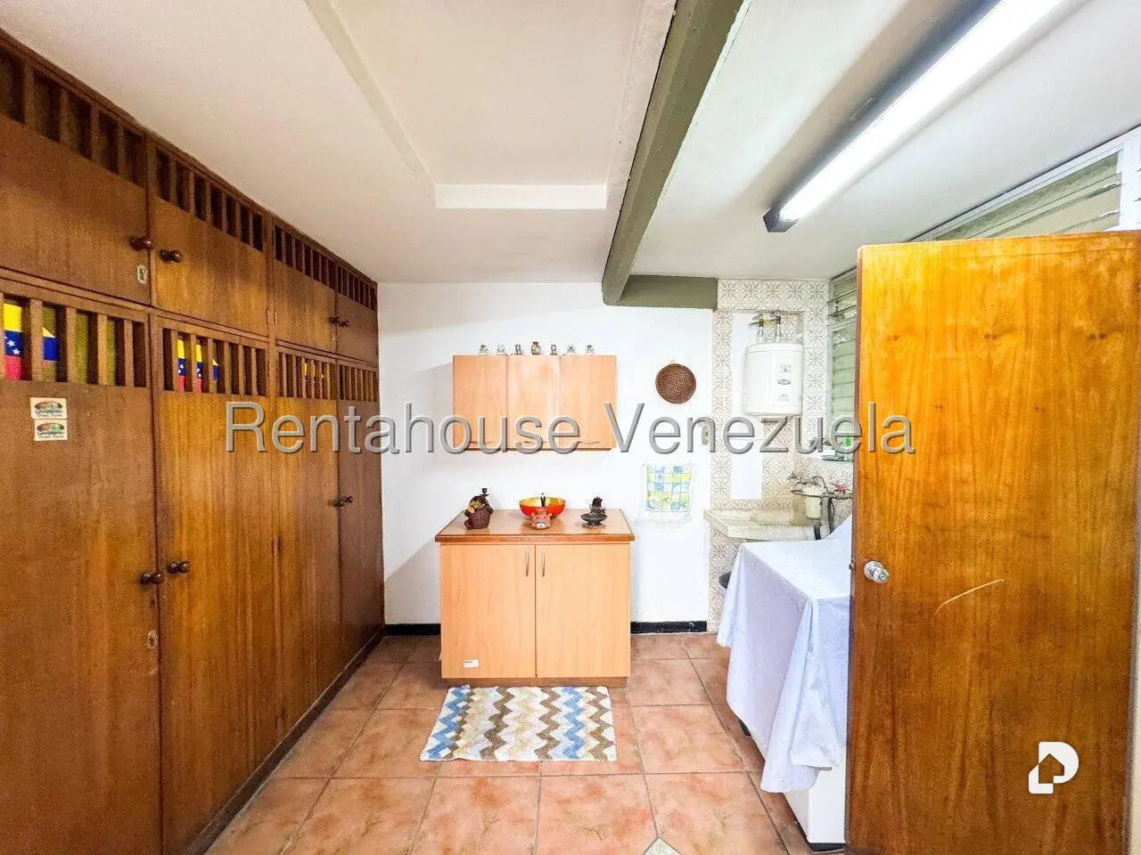 Casa en San Bernardino, Caracas – 35