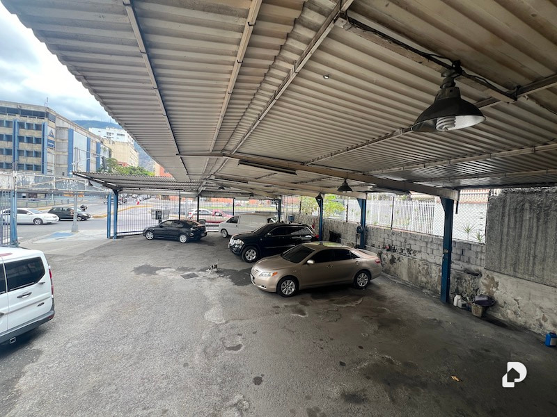 Local comercial en La Campiña, Caracas – 5