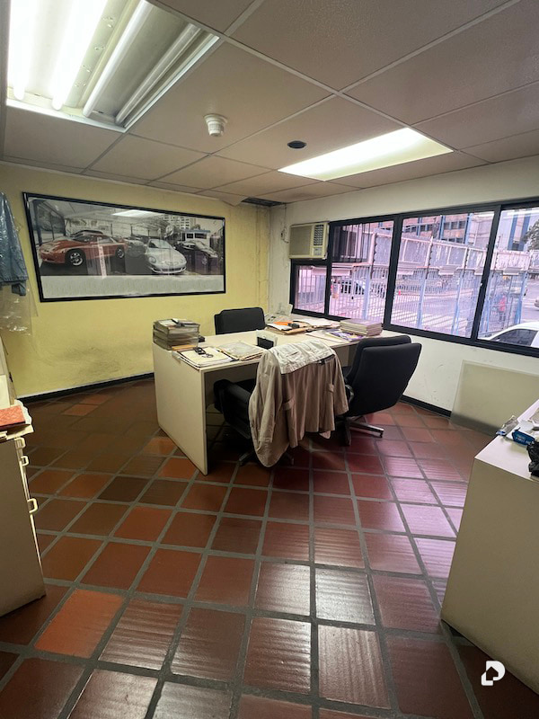 Local comercial en La Campiña, Caracas – 8