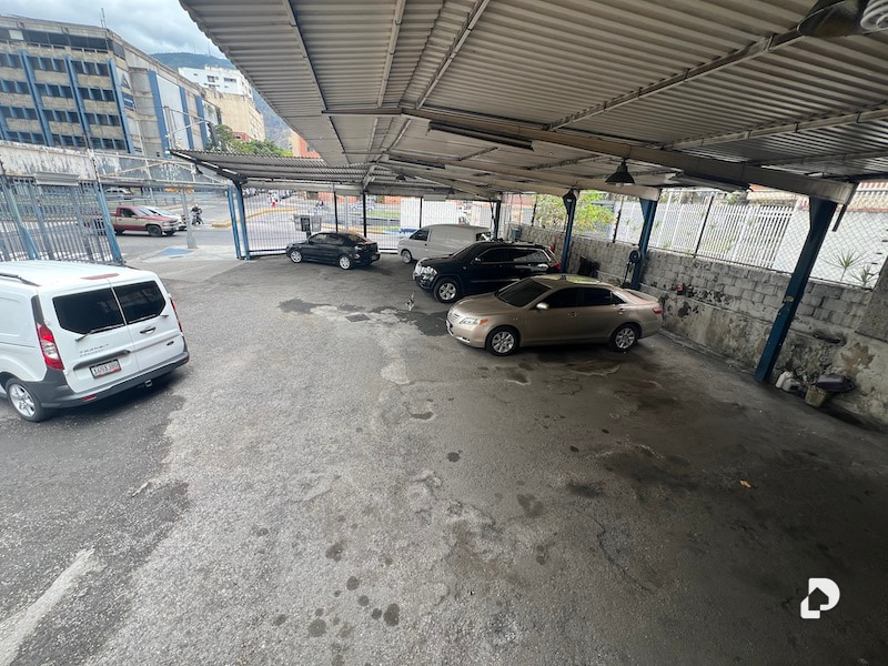 Local comercial en La Campiña, Caracas – 4