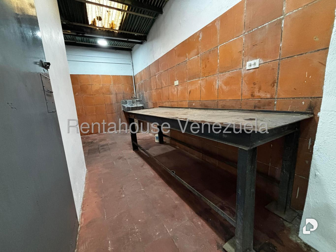 Local comercial en Los Caobos, Caracas – 23
