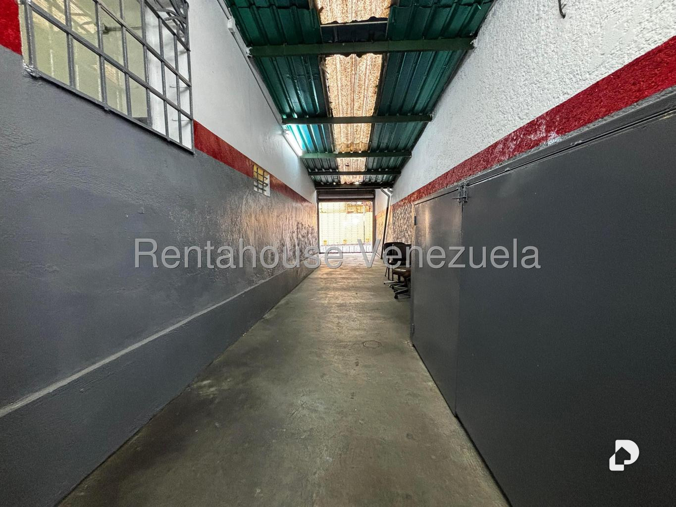 Local comercial en Los Caobos, Caracas – 27