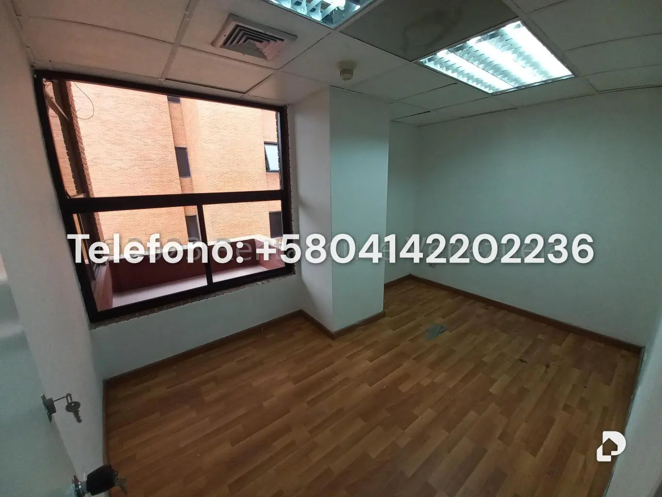Oficina en Las Mercedes, Caracas – 8