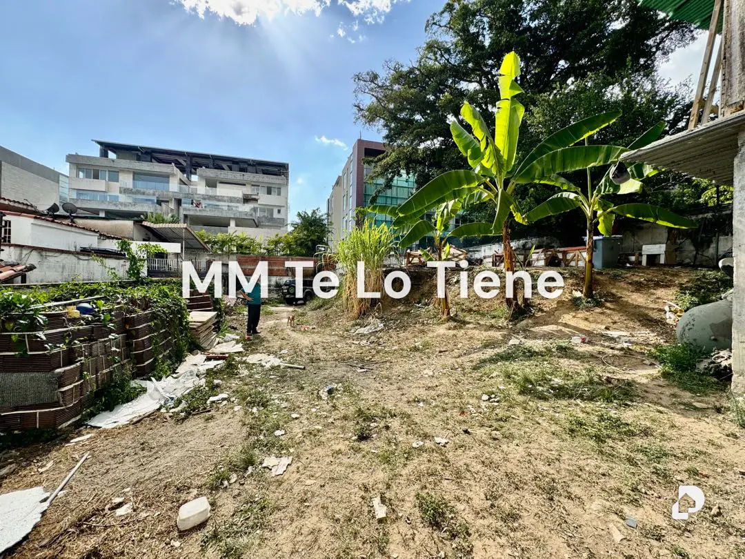 Terreno en Altamira, Caracas – 1