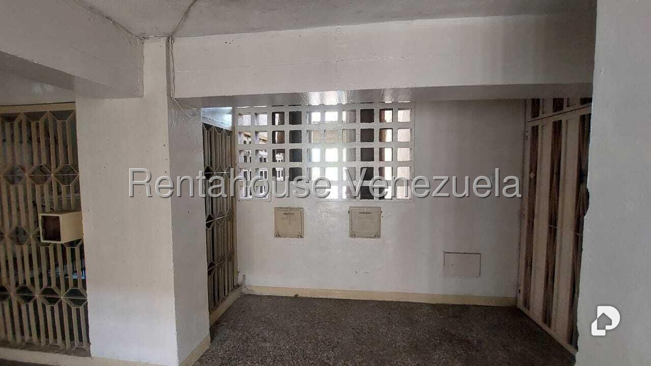 Apartamento en Casalta II, Caracas – 25