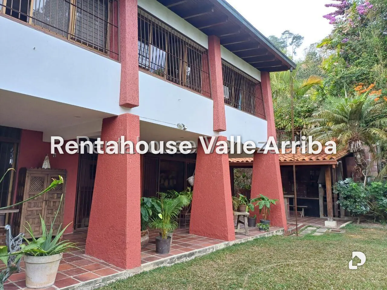 House in La Lagunita Country Club, Caracas – 2