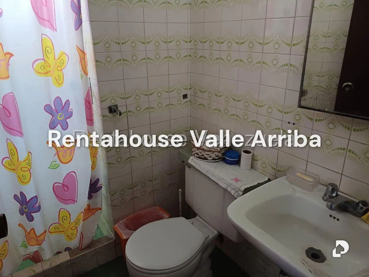 House in La Lagunita Country Club, Caracas – 29