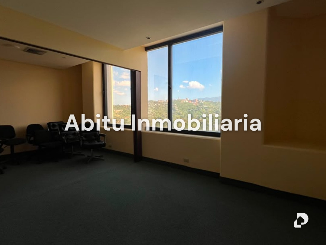 Oficina en Prados del Este, Caracas – 11