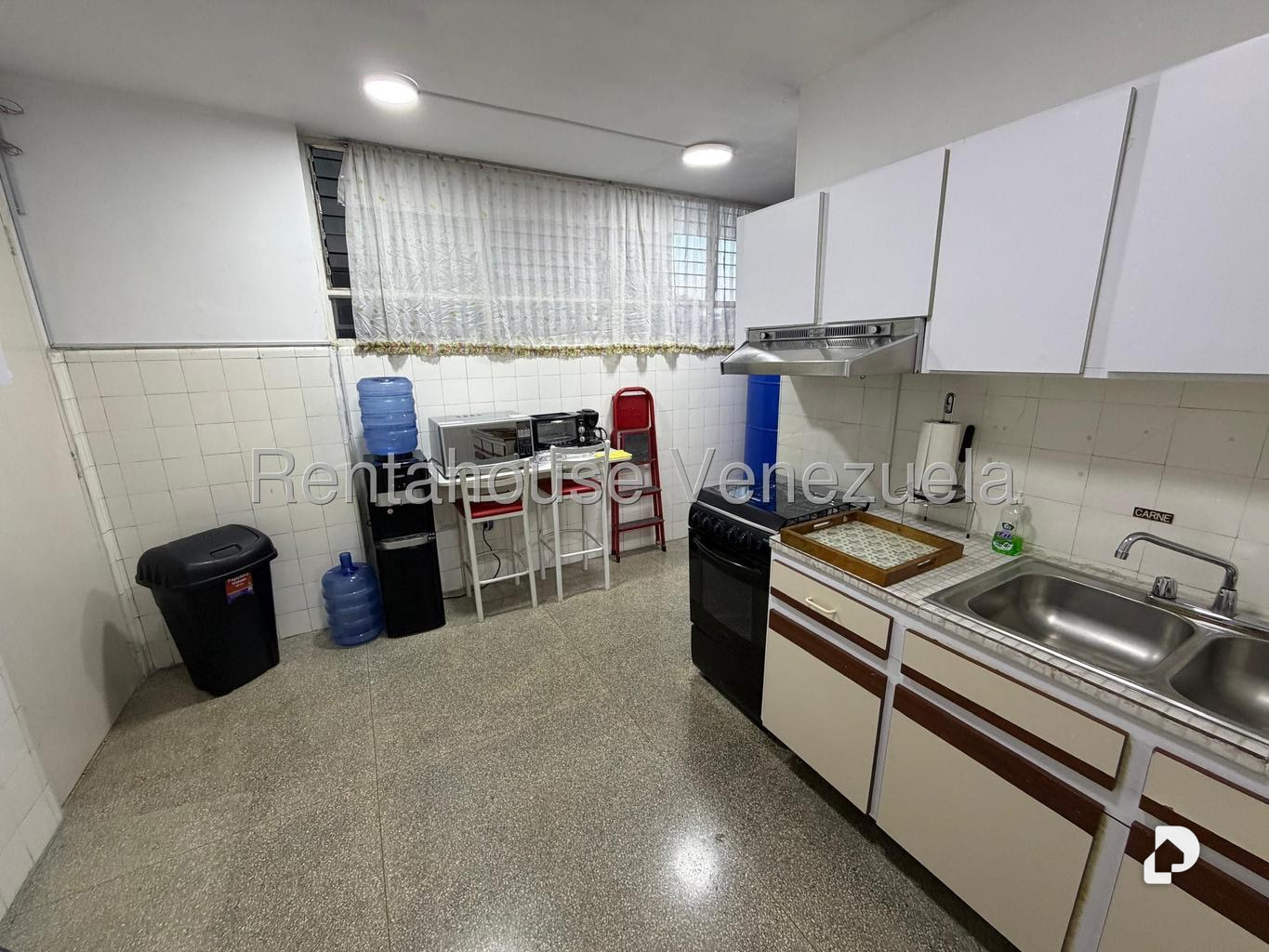 Apartamento en Las Palmas, Caracas – 11