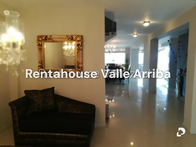 Casa en El Hatillo, Caracas – 11