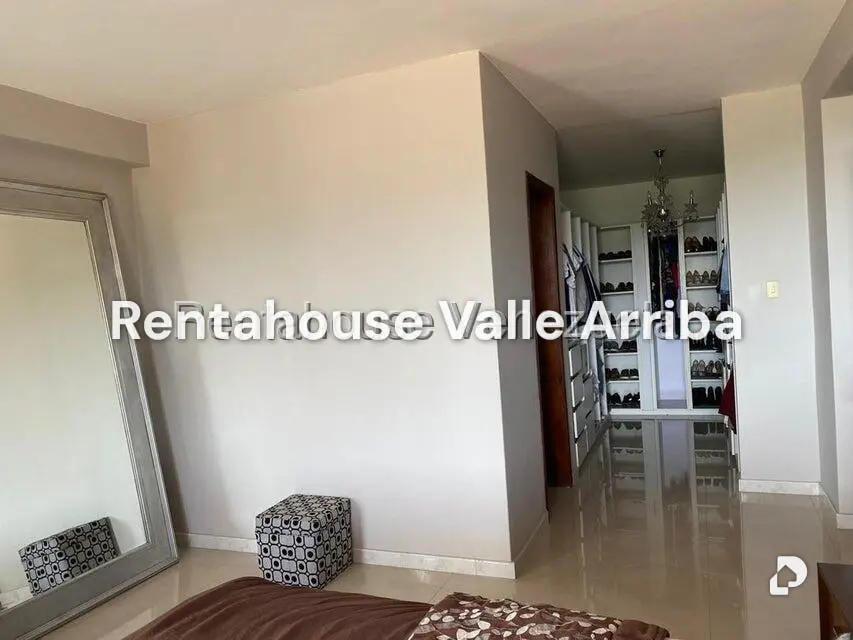 Casa en El Hatillo, Caracas – 28