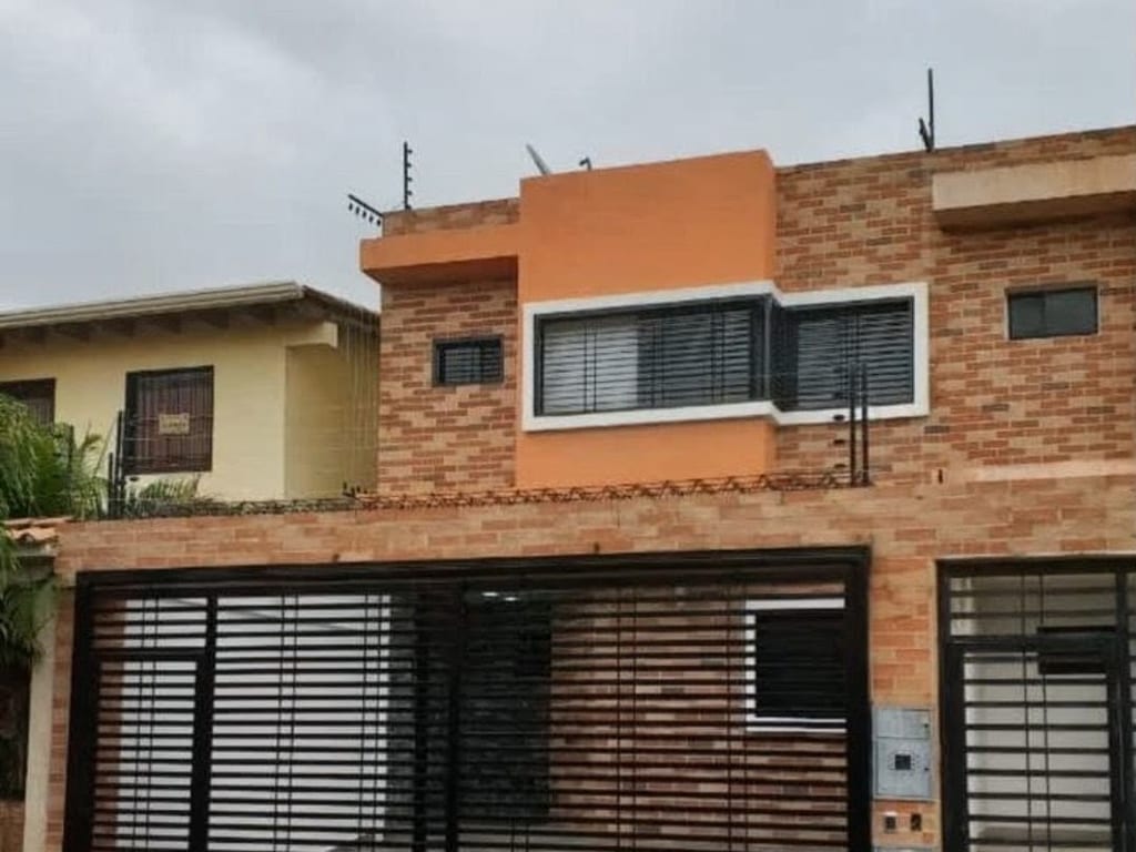 Casa en Las Quintas III, Naguanagua - 1