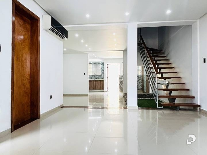 Casa en Las Quintas III, Naguanagua – 2