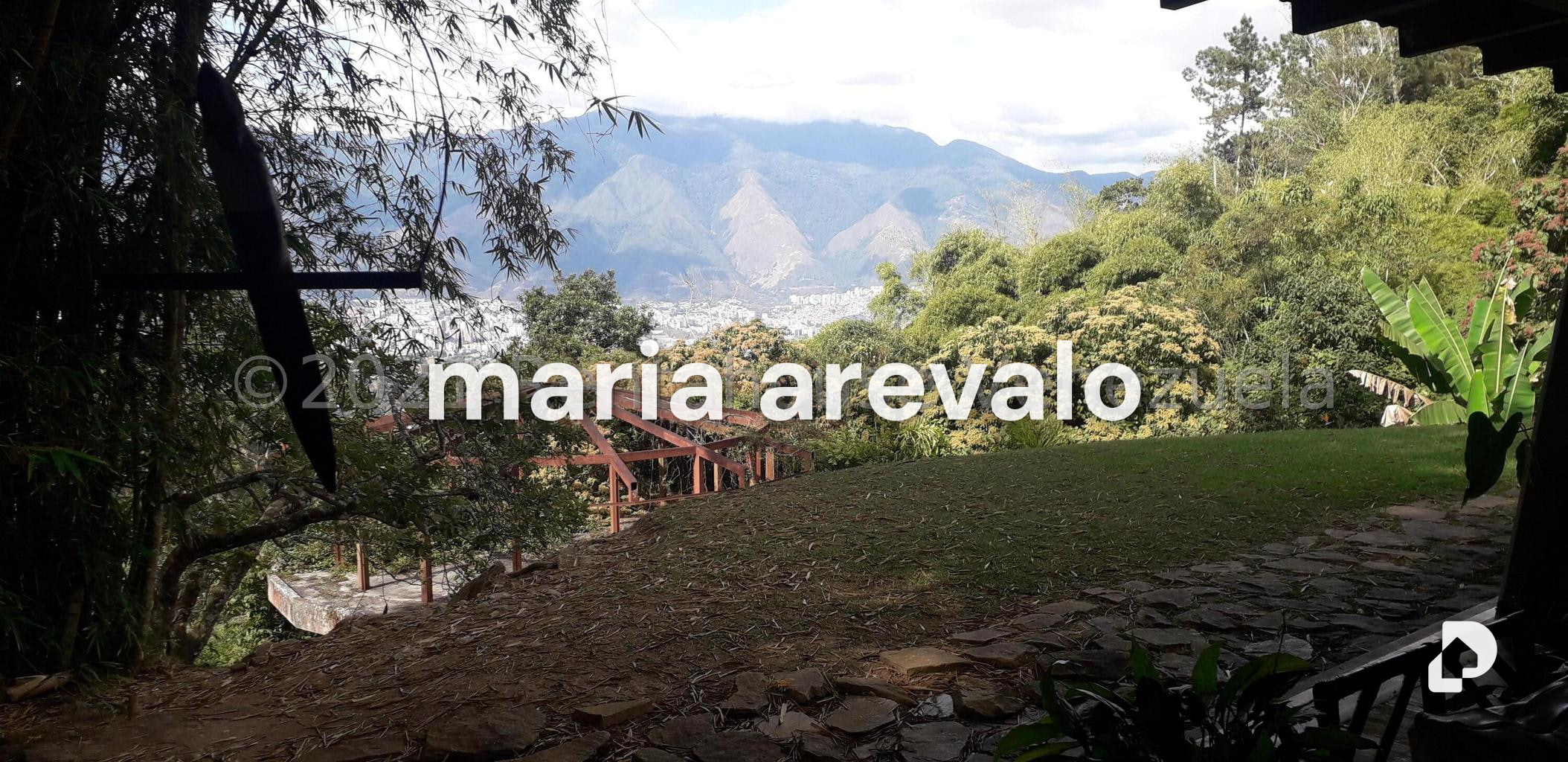 Casa en Alto Hatillo, Caracas – 13