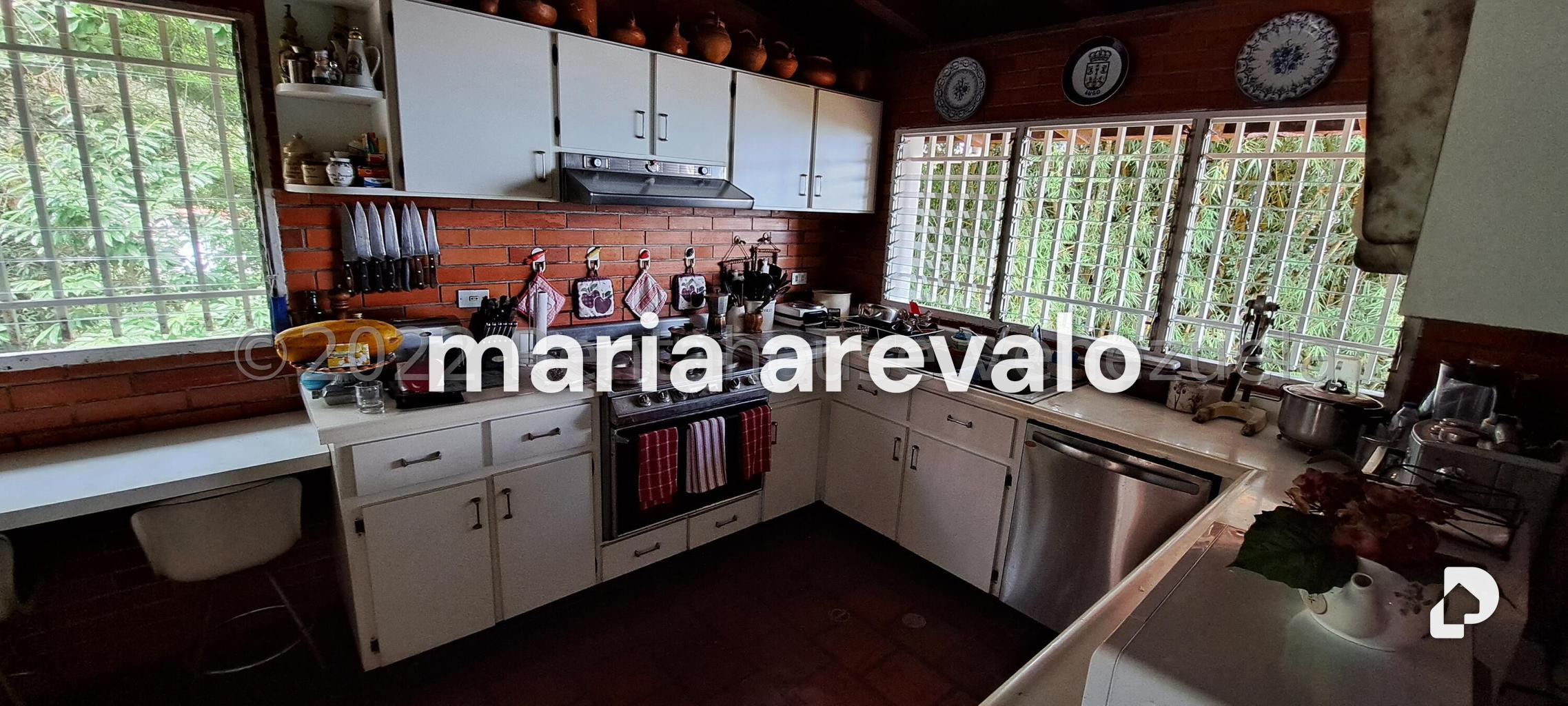 Casa en Alto Hatillo, Caracas – 9