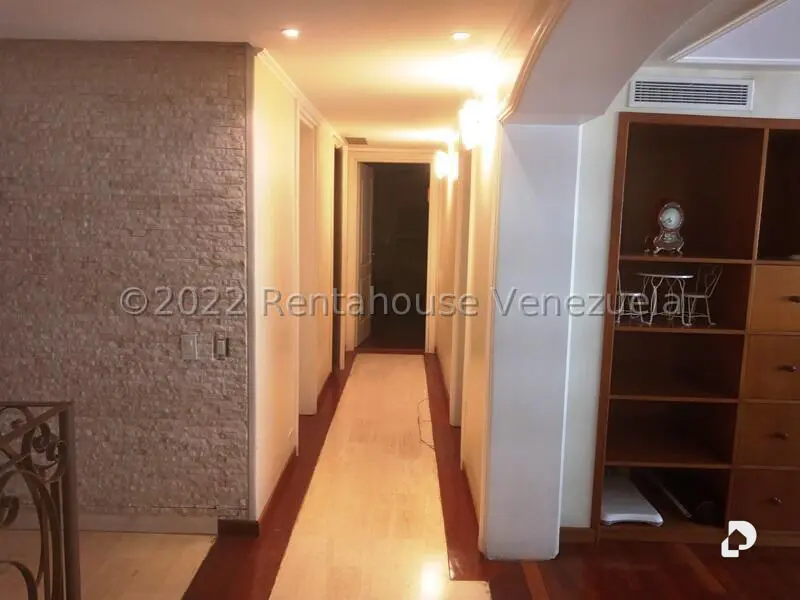 Apartamento en Santa Eduvigis, Caracas – 23