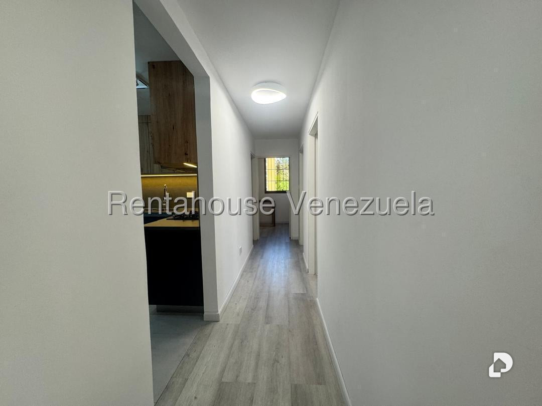 Apartamento en Colinas de Bello Monte, Caracas – 16