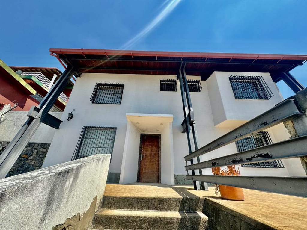 Casa en Cumbres de Curumo, Caracas - 1