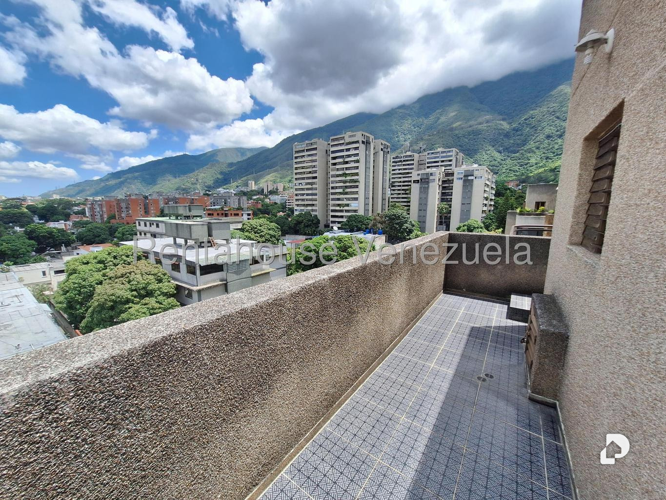 Apartamento en Santa Eduvigis, Caracas – 19