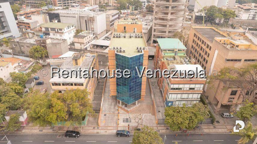 Local comercial en Las Mercedes, Caracas – 1