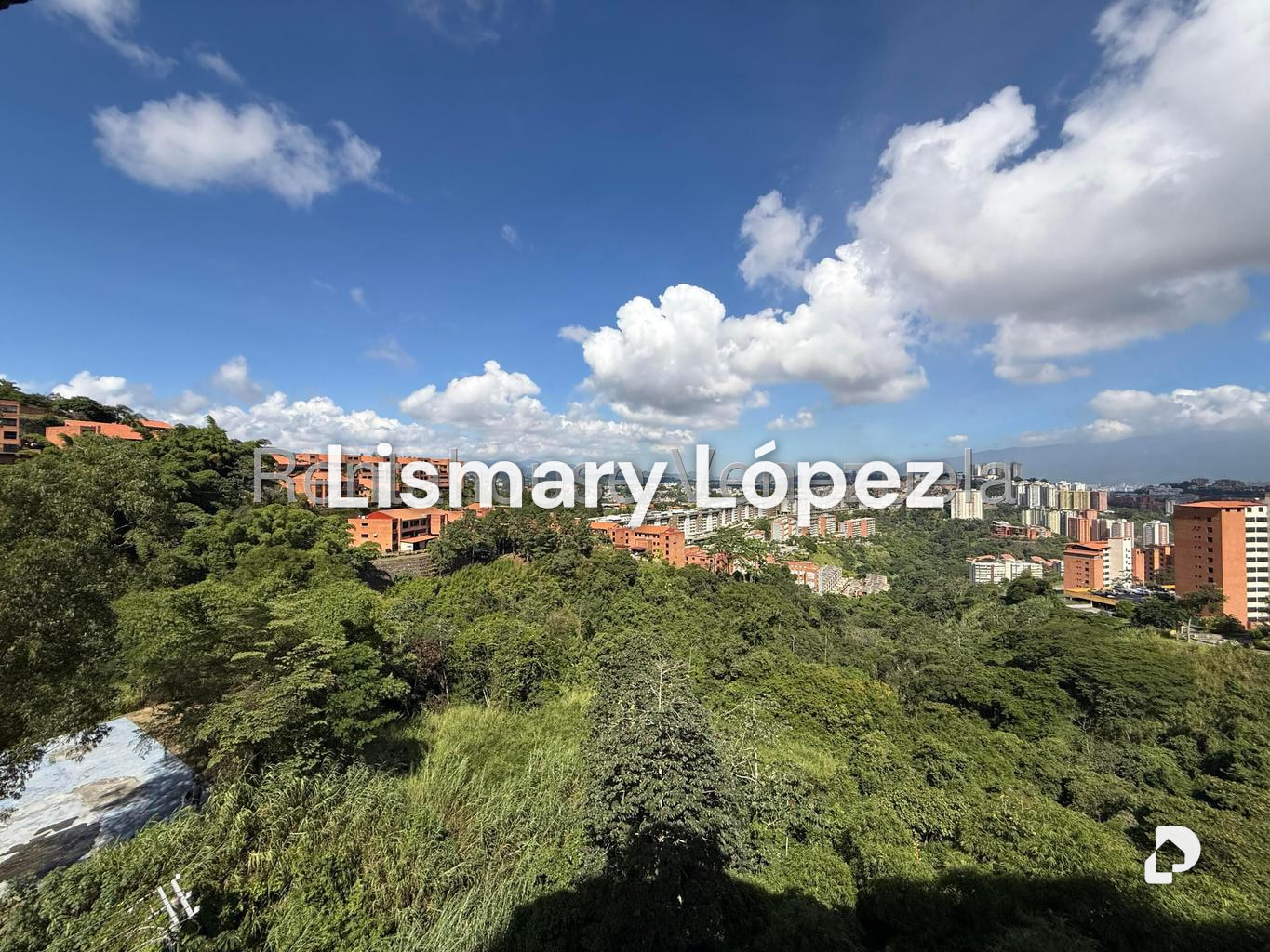 Apartamento en Colinas de La Tahona, Caracas – 2
