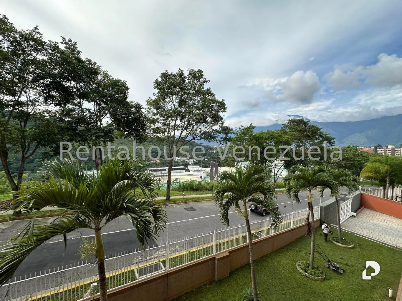 Apartamento en Lomas del Sol, Caracas