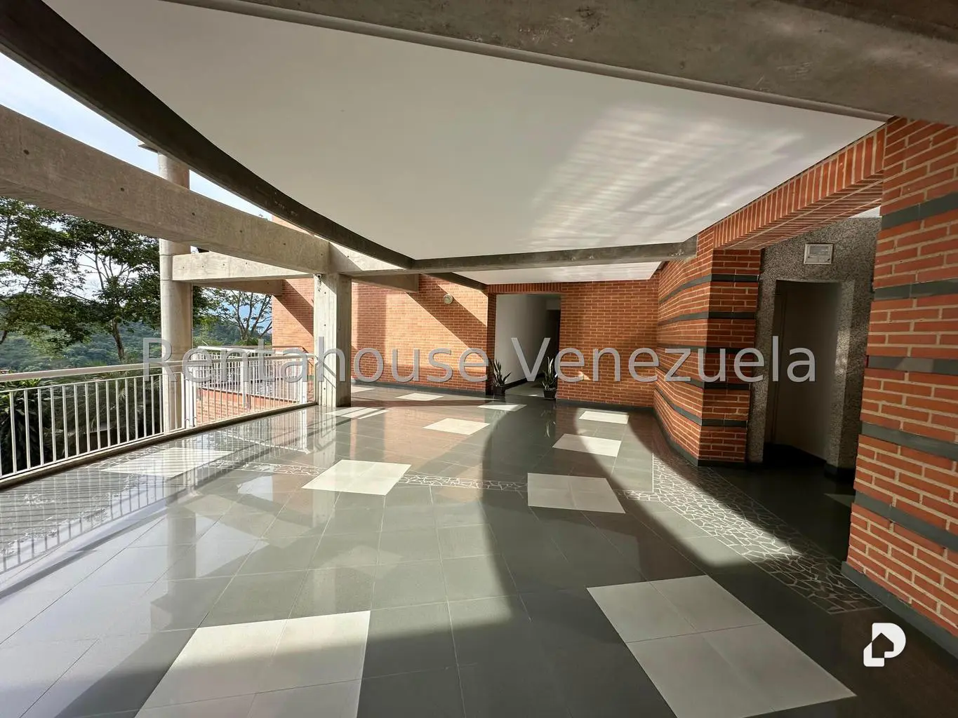 Apartamento en Lomas del Sol, Caracas