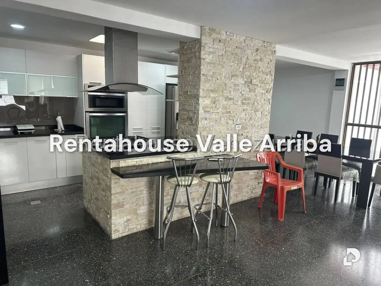 Casa en Alta Florida, Caracas – 11