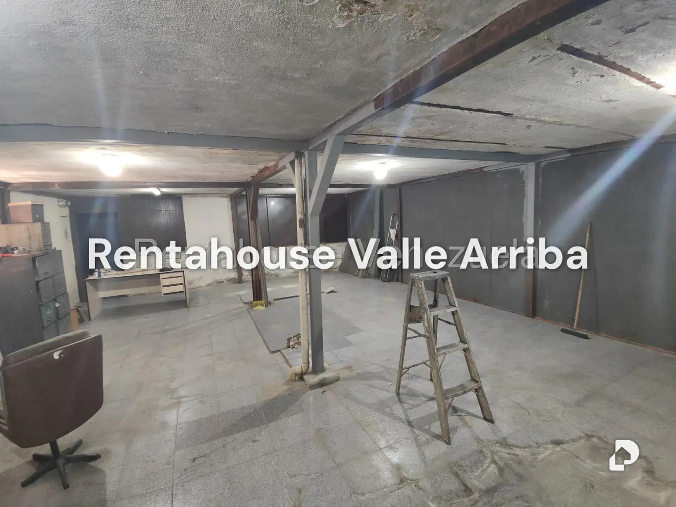 Local comercial en Parroquia Altagracia, Caracas – 18