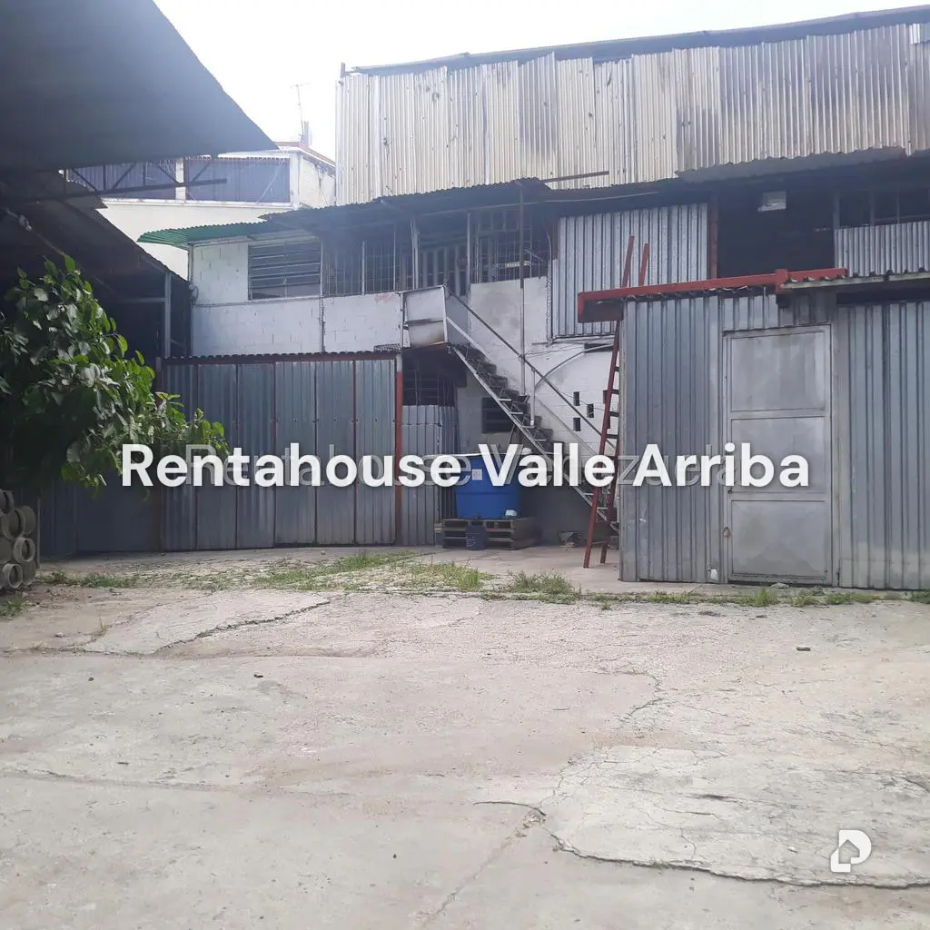 Terreno en San Martín, Caracas – 9