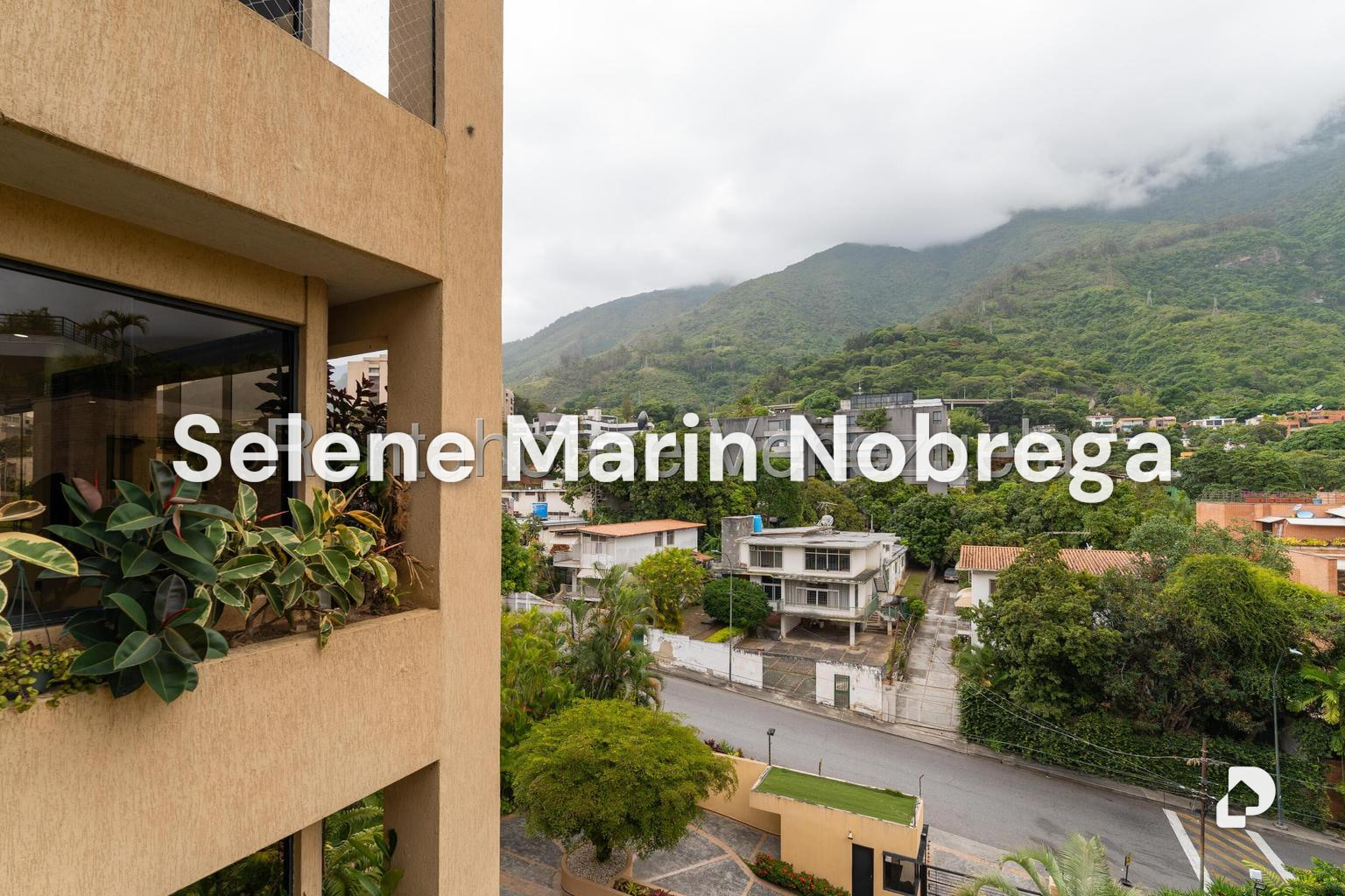 Apartamento en Los Palos Grandes, Caracas – 25