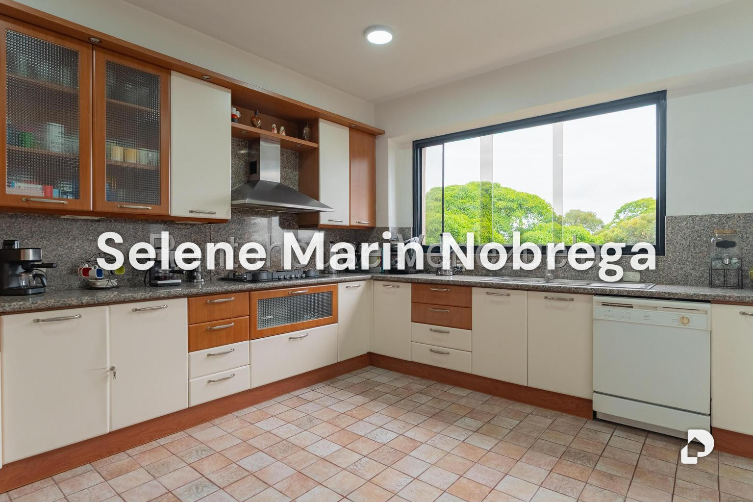 Apartamento en Los Palos Grandes, Caracas – 16