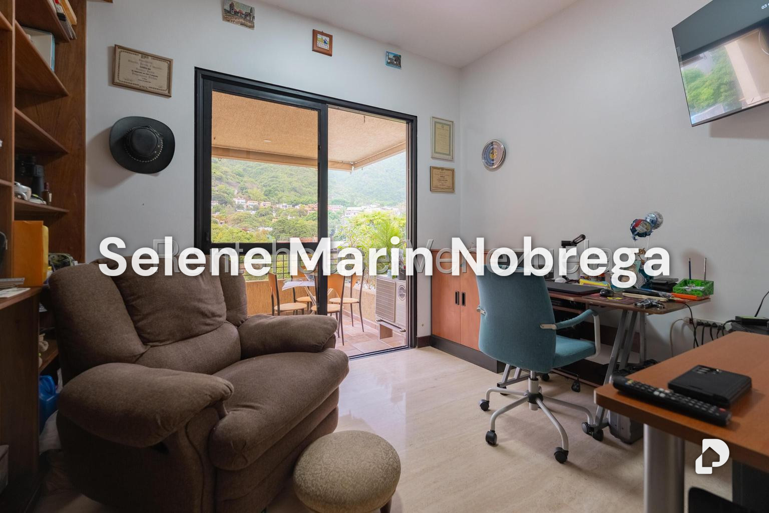 Apartamento en Los Palos Grandes, Caracas – 27