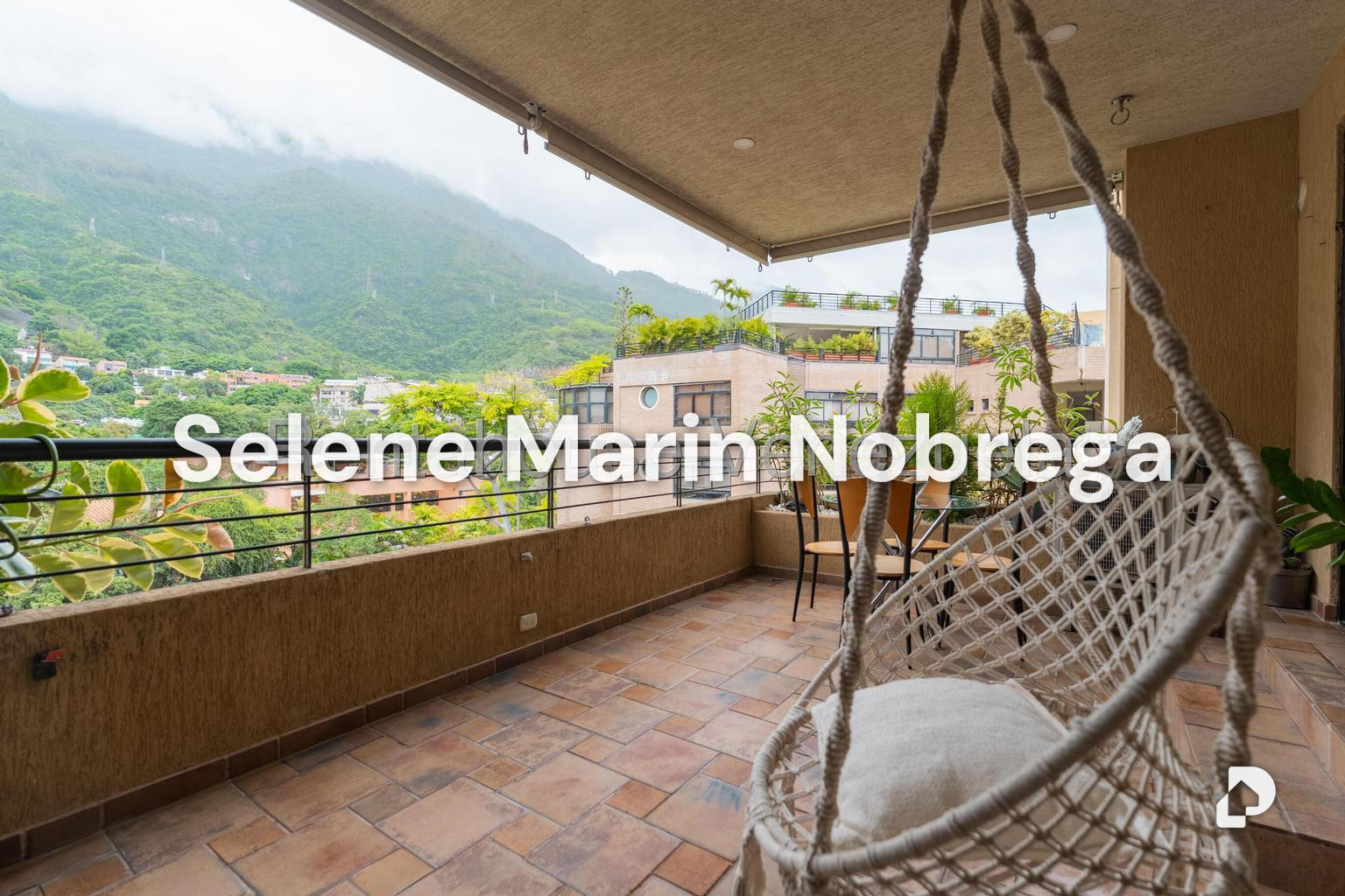 Apartamento en Los Palos Grandes, Caracas – 8