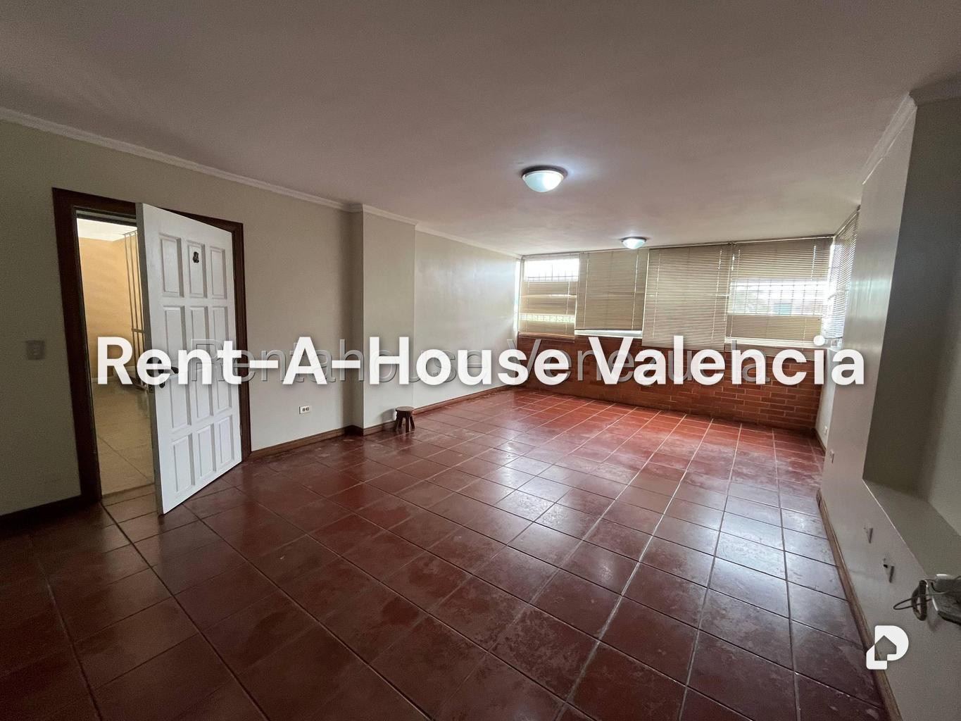 Apartamento en Guaparo, Valencia – 6