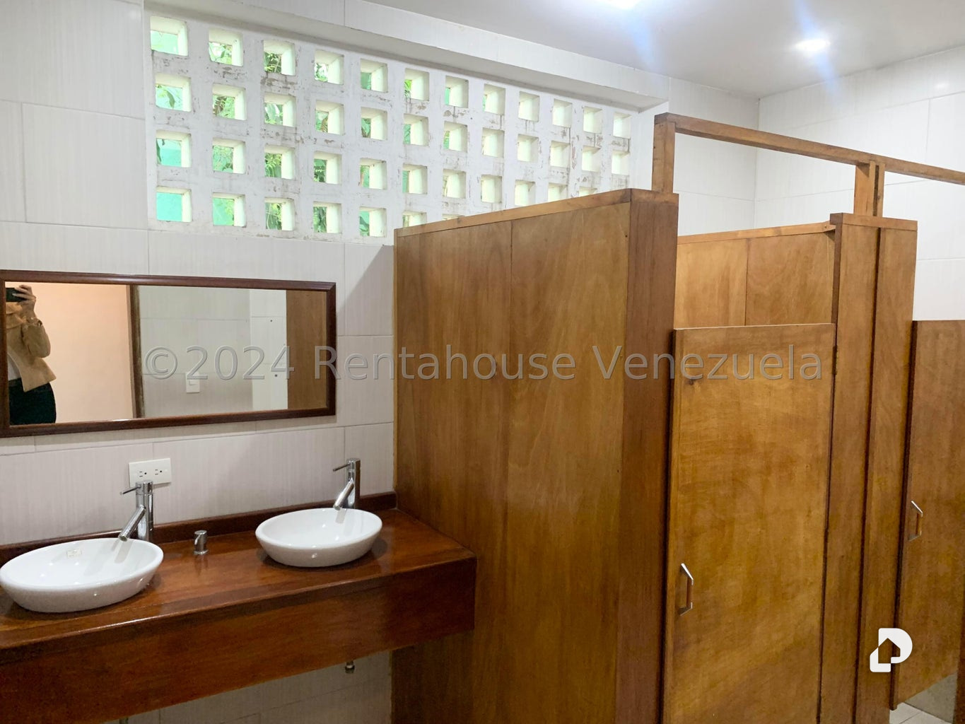Casa en Alta Florida, Caracas – 13