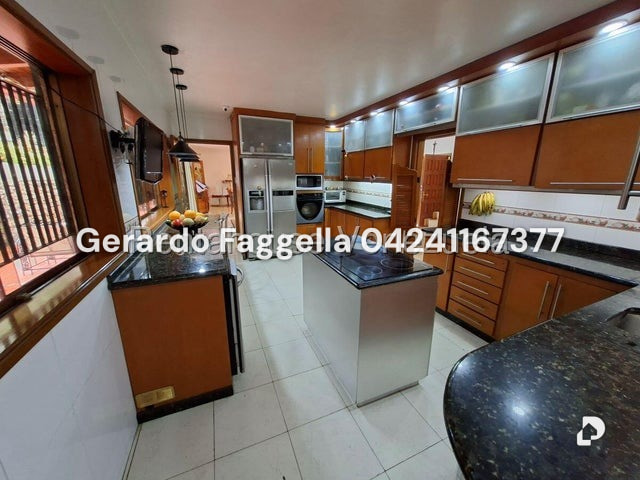 Casa en Lomas de Prados del Este, Caracas – 5