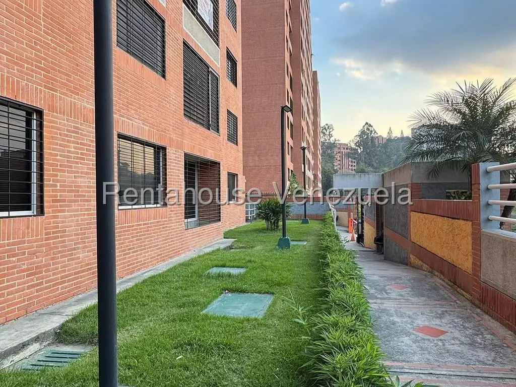 Apartamento en Colinas de La Tahona, Caracas - 1