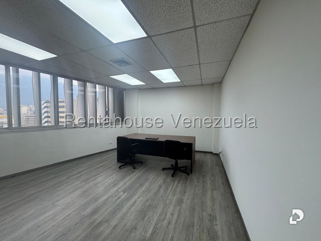 Oficina en Parroquia Catedral, Caracas – 7