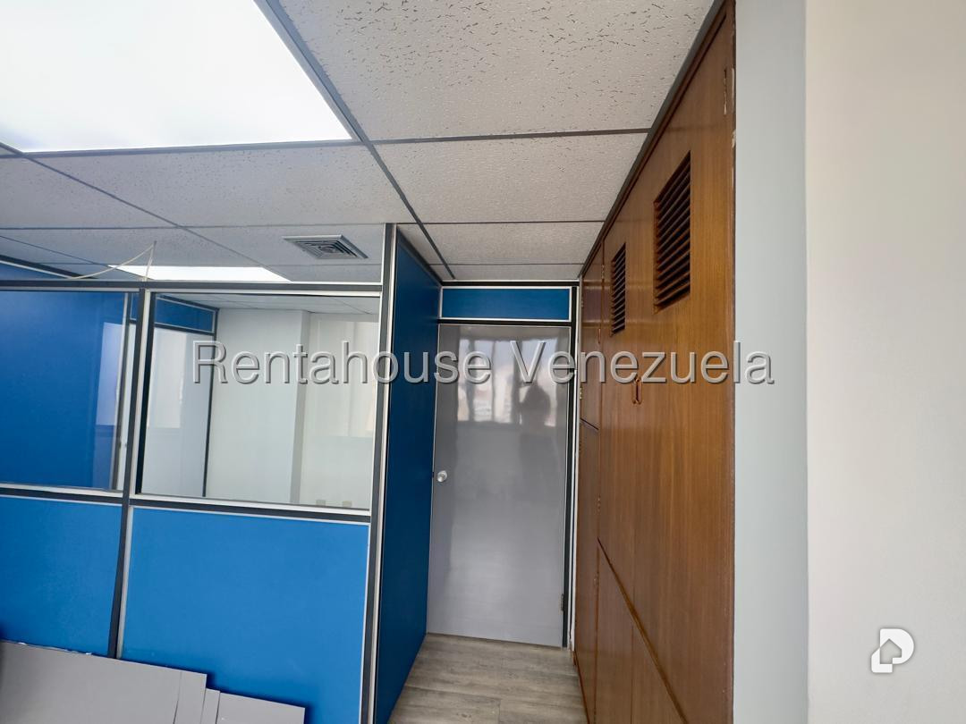 Oficina en Parroquia Catedral, Caracas – 13