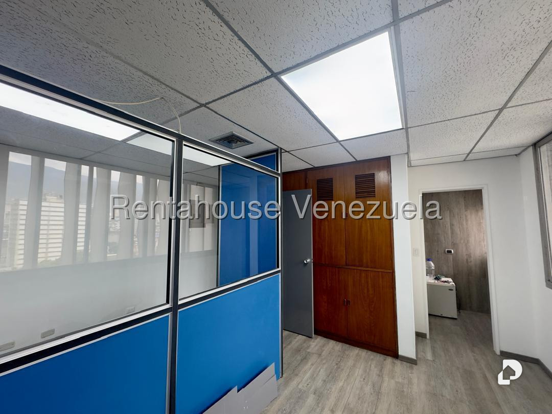 Oficina en Parroquia Catedral, Caracas – 14