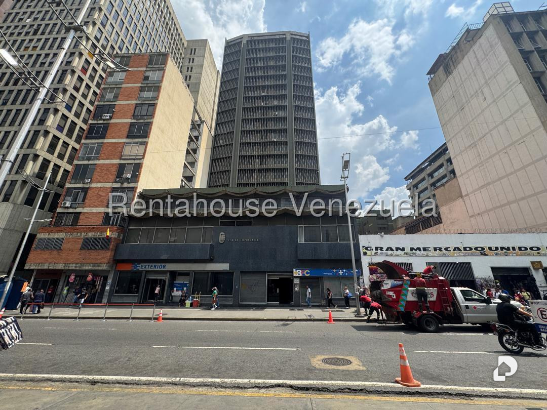 Oficina en Parroquia Catedral, Caracas – 1