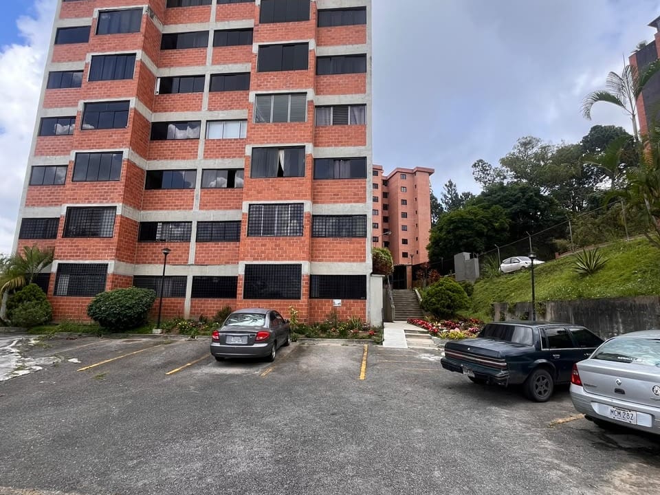 Apartamento en San Antonio de Los Altos - 1