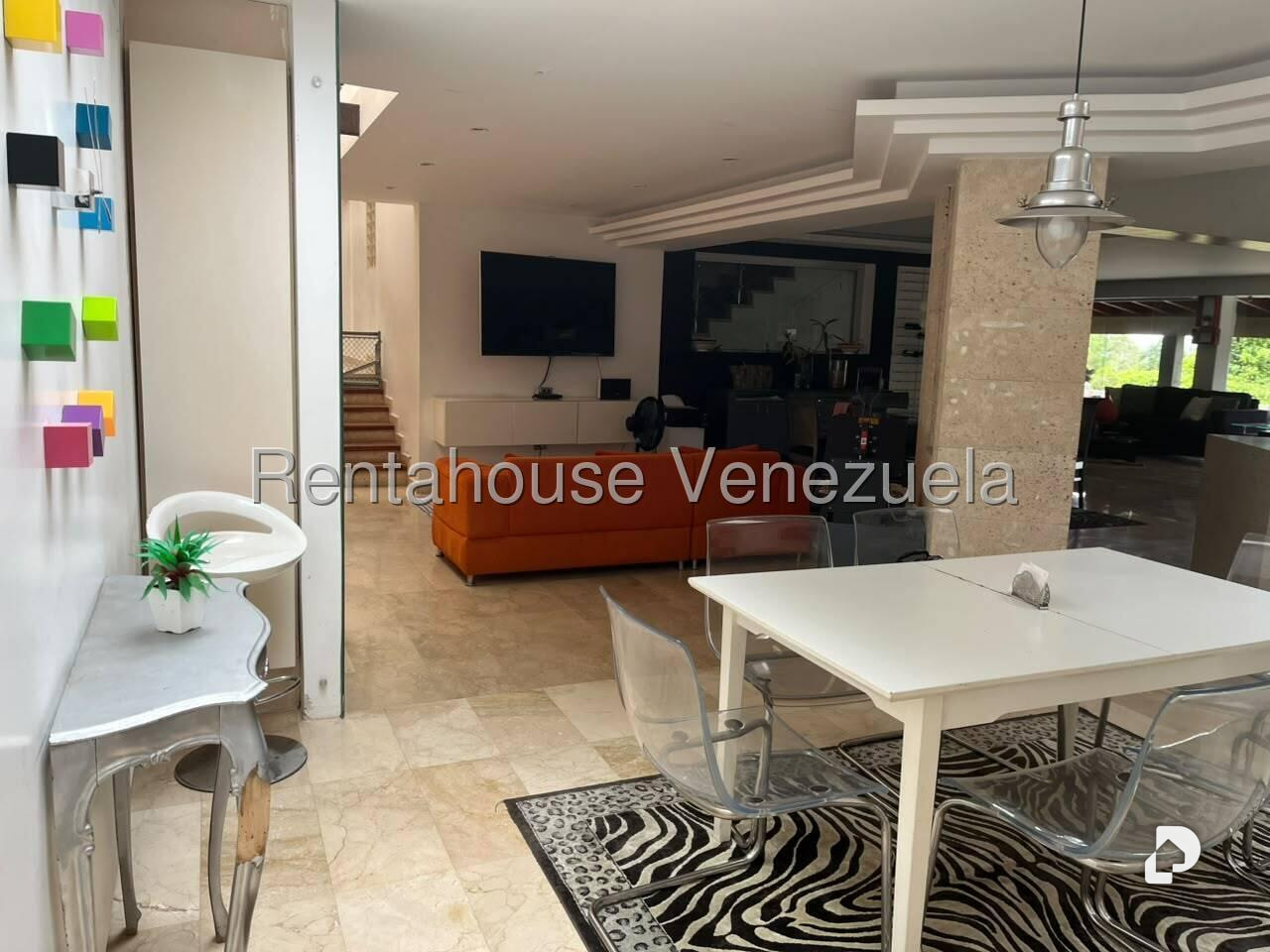 Casa en El Hatillo, Caracas – 14