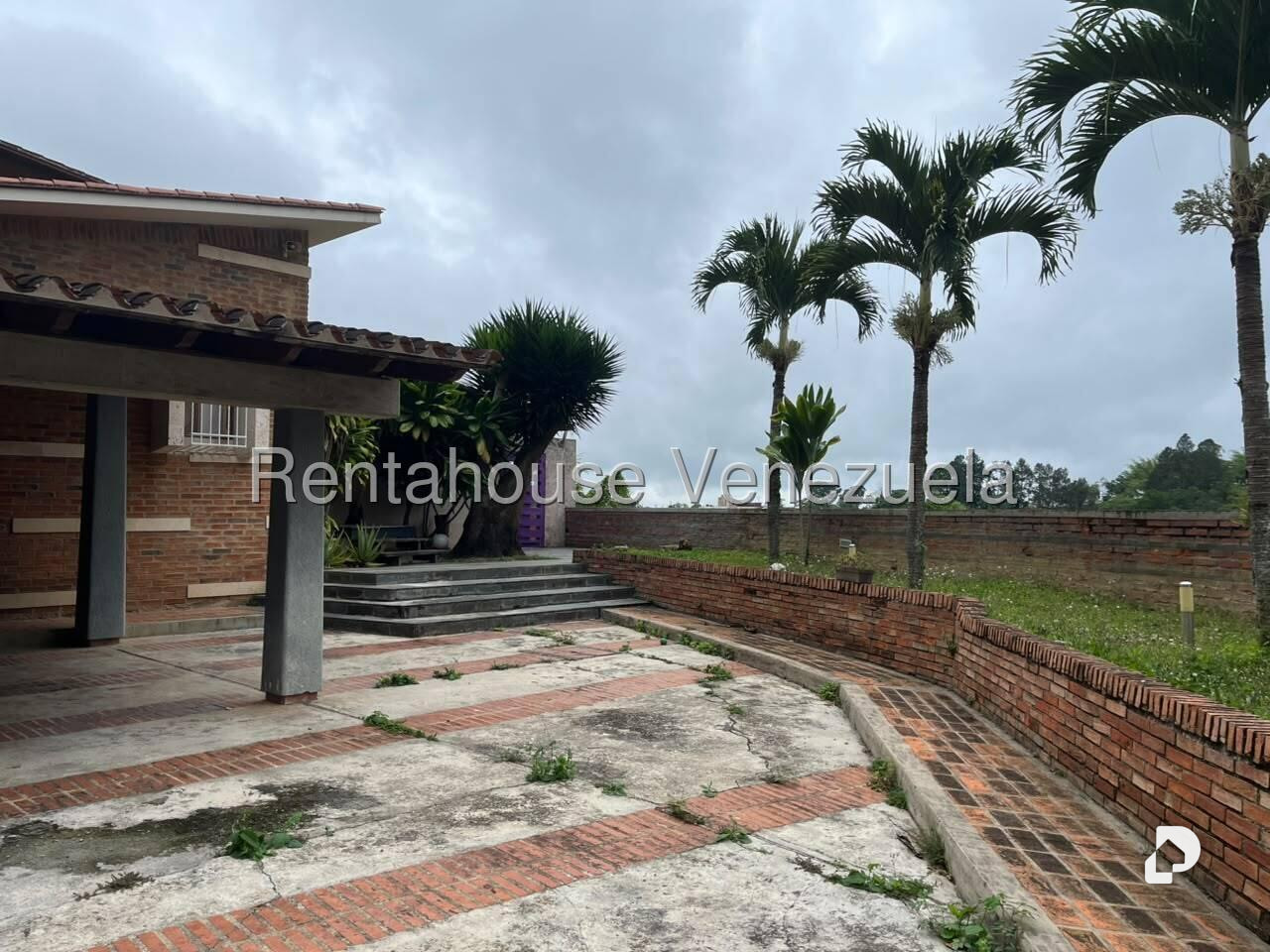 Casa en El Hatillo, Caracas – 29