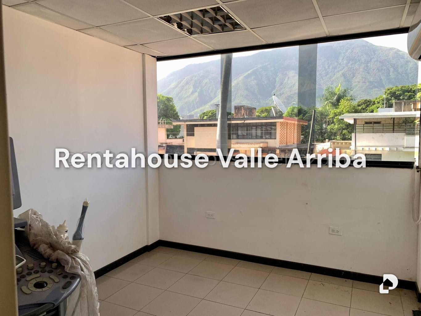 Local comercial en Chuao, Caracas – 14