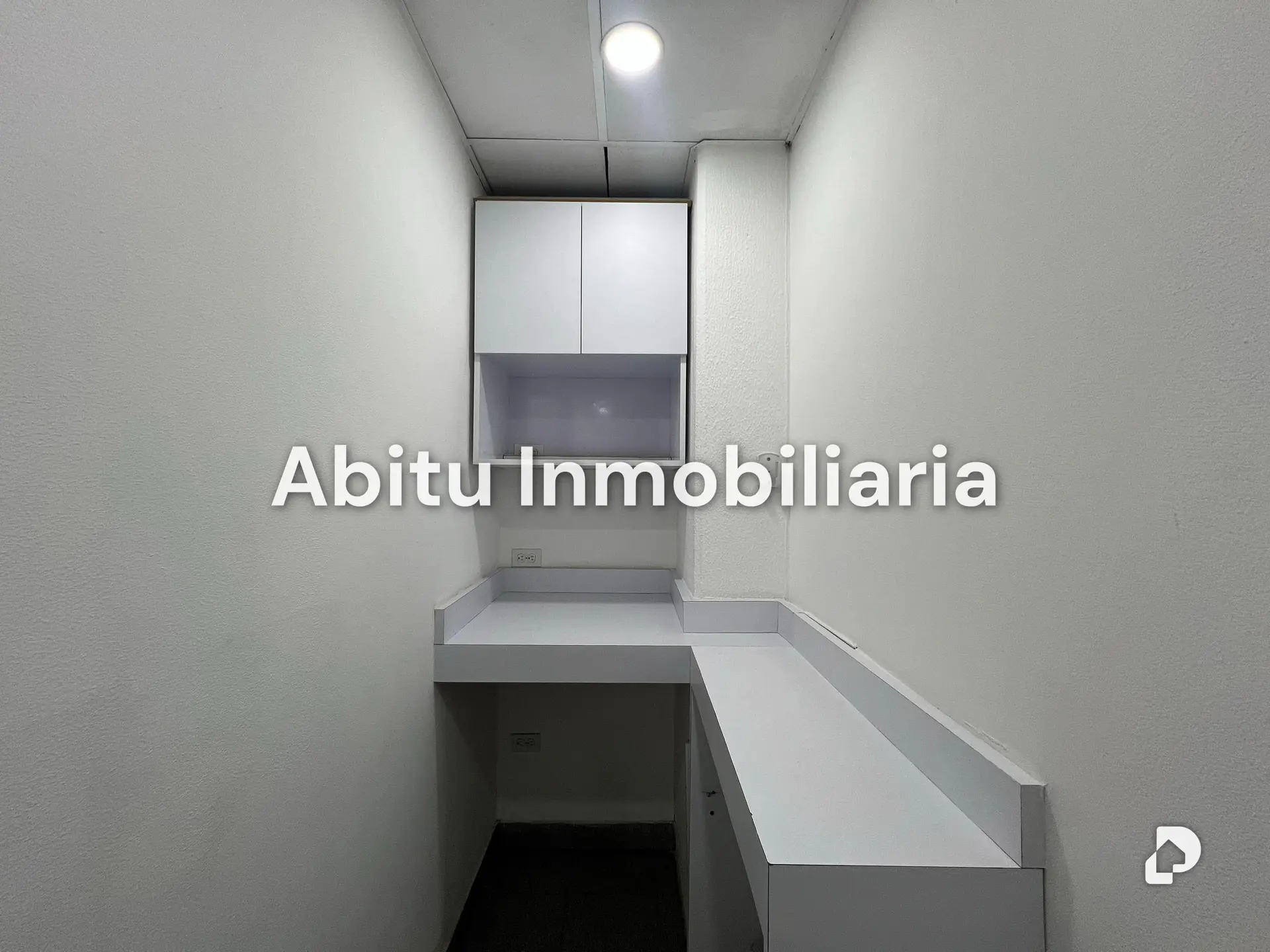 Oficina en El Bosque, Caracas – 11