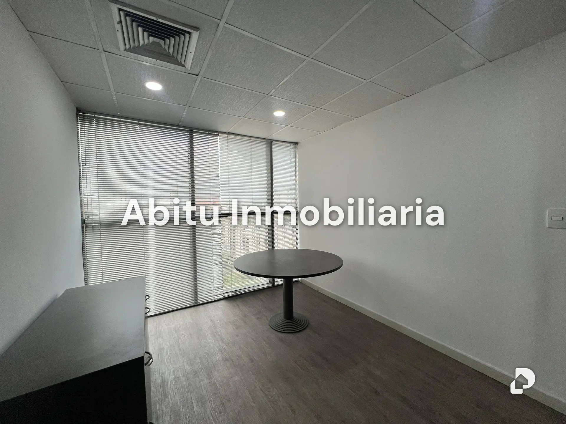 Oficina en El Bosque, Caracas – 7