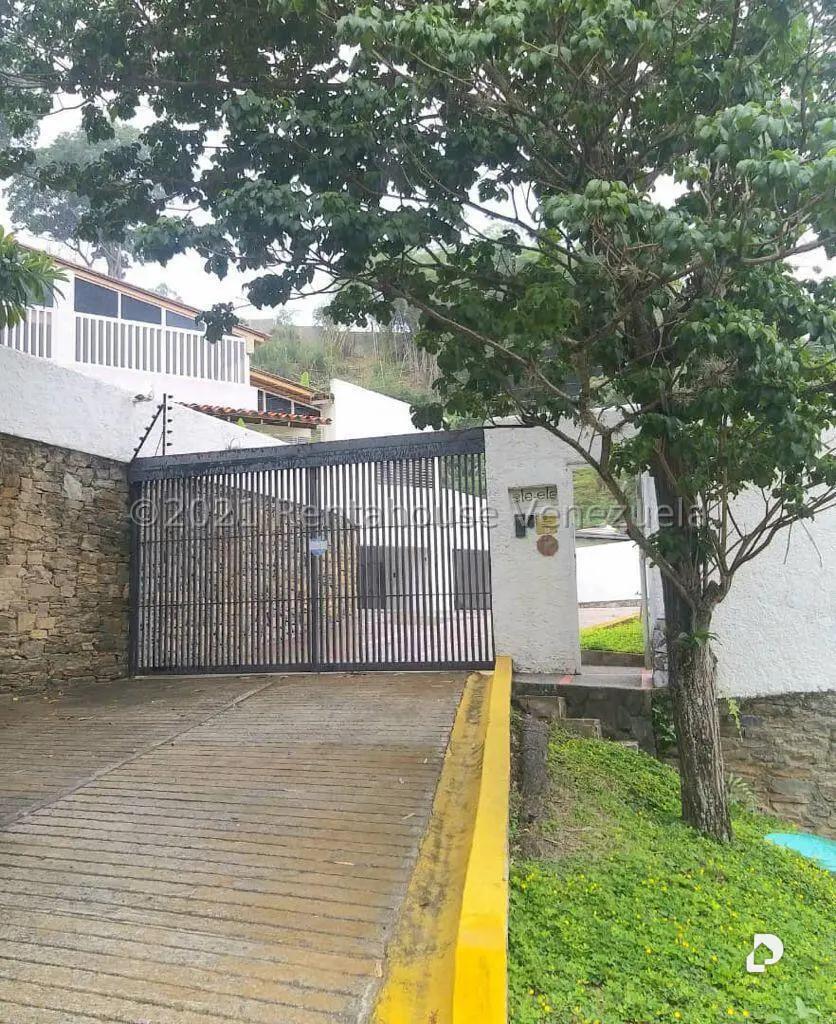 Casa en El Peñón, Caracas – 1