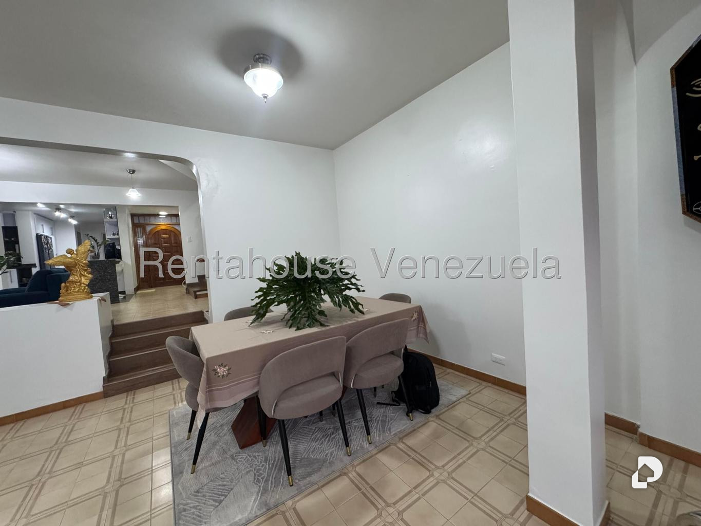 Casa en La Trinidad, Caracas – 29